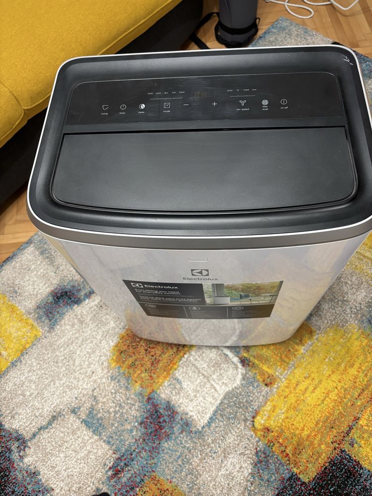 Aparat aer conditionat mobil Electrolux