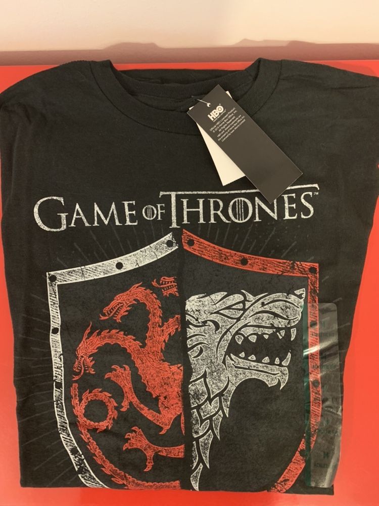 Tricou Game of Thrones si Star Wars Millennium Falcon