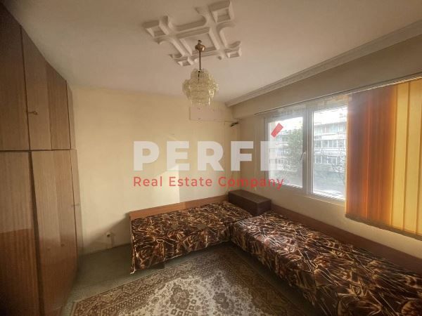 Дава се под наем Многостаен апартамент в Бургас, Братя Миладинови - 90 кв.м за 408 € - Снимка #1