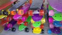 Пениборд скейтборд СВЕТЕЩИ всички цветове в комбинация Penny Board