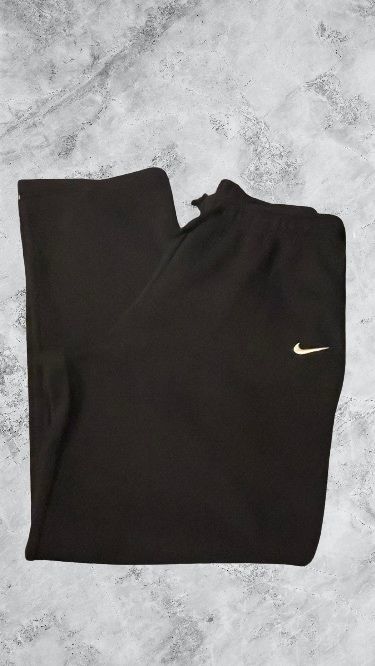 Nike sportswear панталон с широк крачол