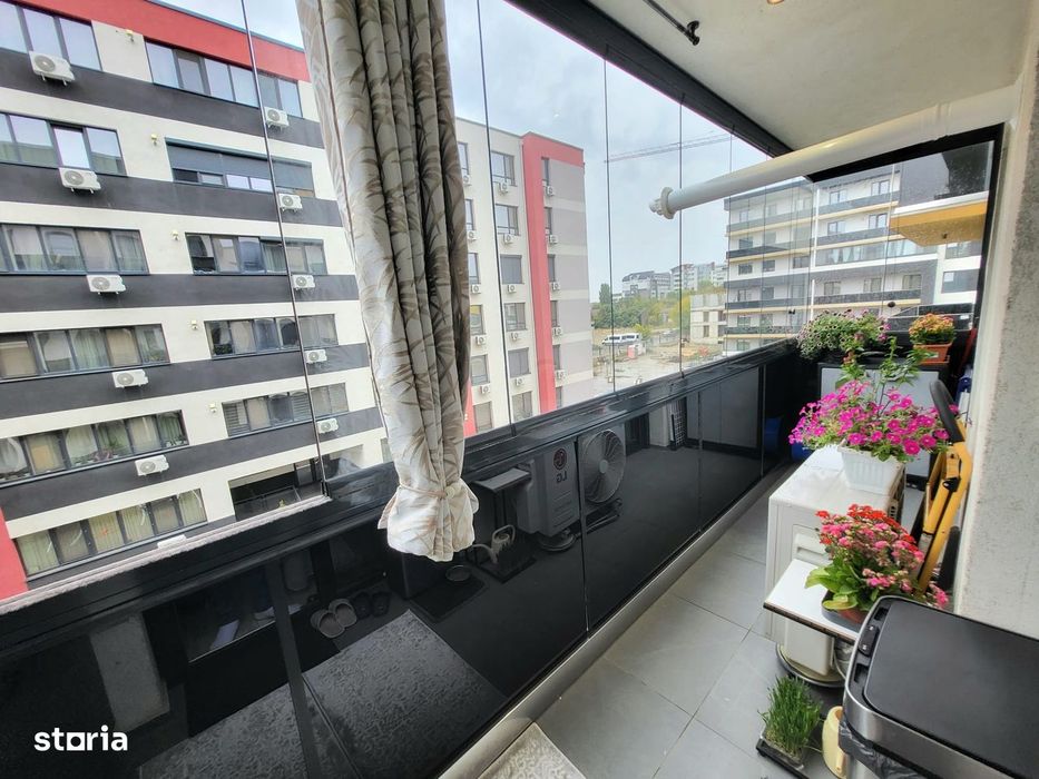 3 cam bloc ARCADA pret 140000 euro