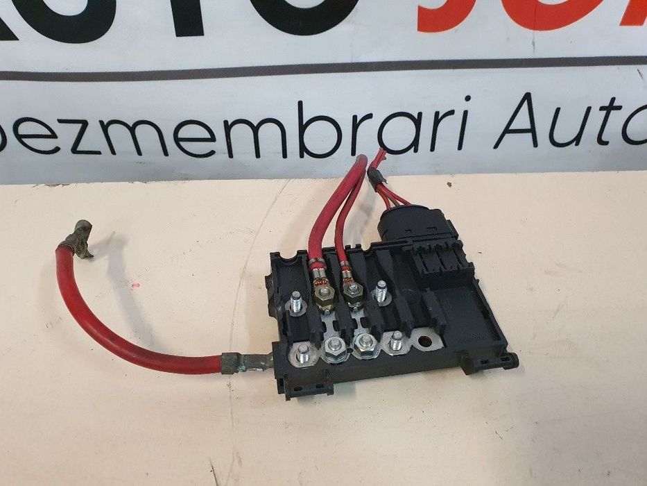 Panou sigurante motor VOLKSWAGEN GOLF IV Variant 1J5 1999 - 2006 1.9 SDI AGP, AQM 1J0937617D ; 1J0937550AA