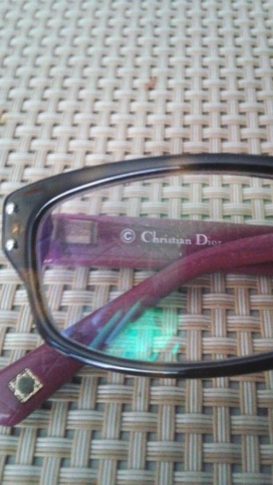 Vînd rame ochelari originale Cristian Dior 500 lei