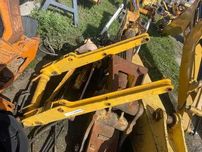 Brat spate sau fata JCB 1CX