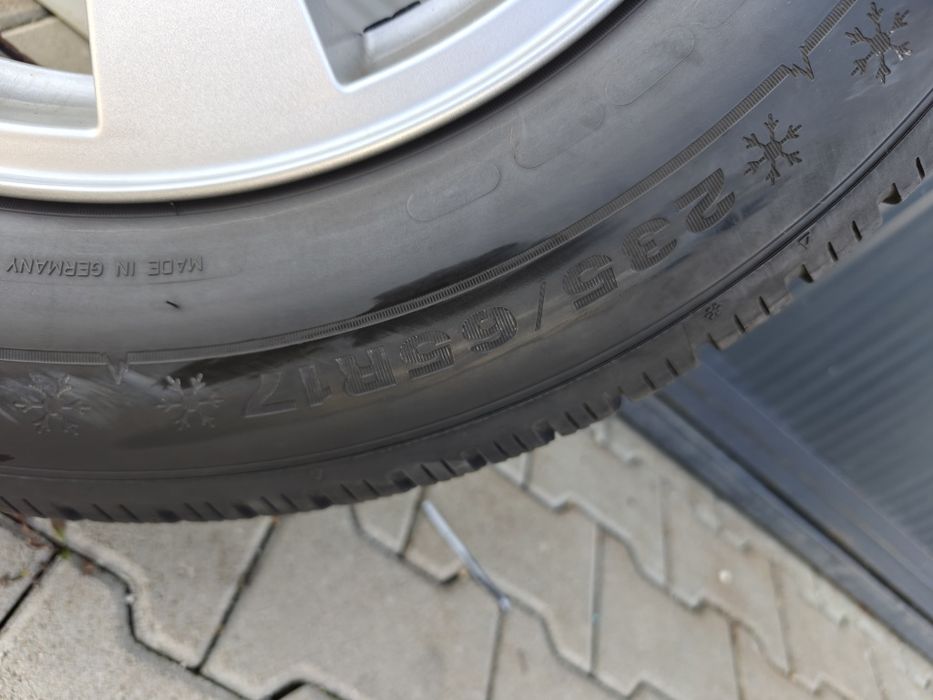 Dunlop Winter Sport 5 SUV XL 235/65 R17 108H