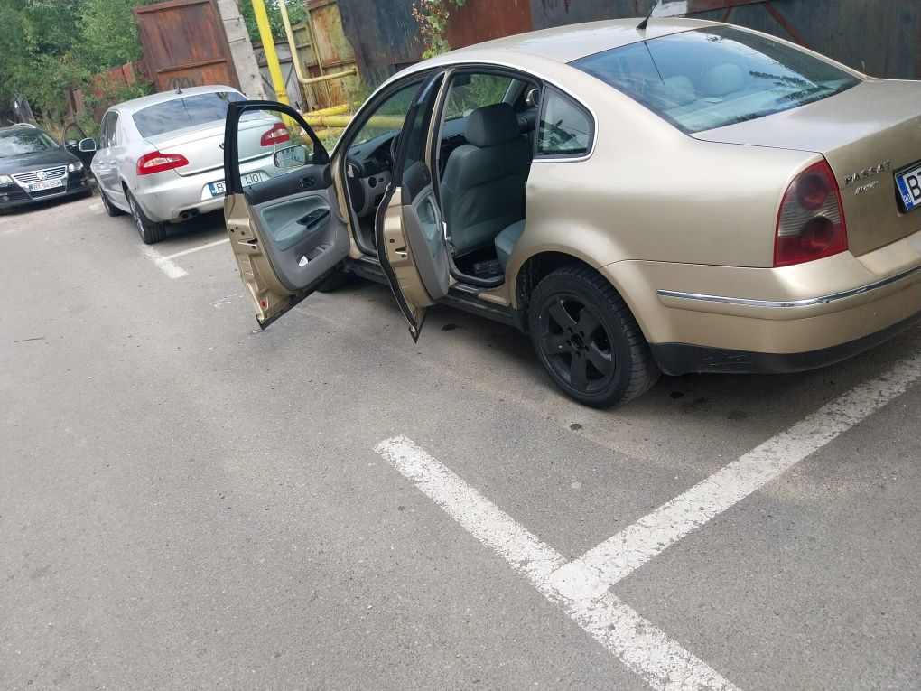 Passat 1.9 , 1200
