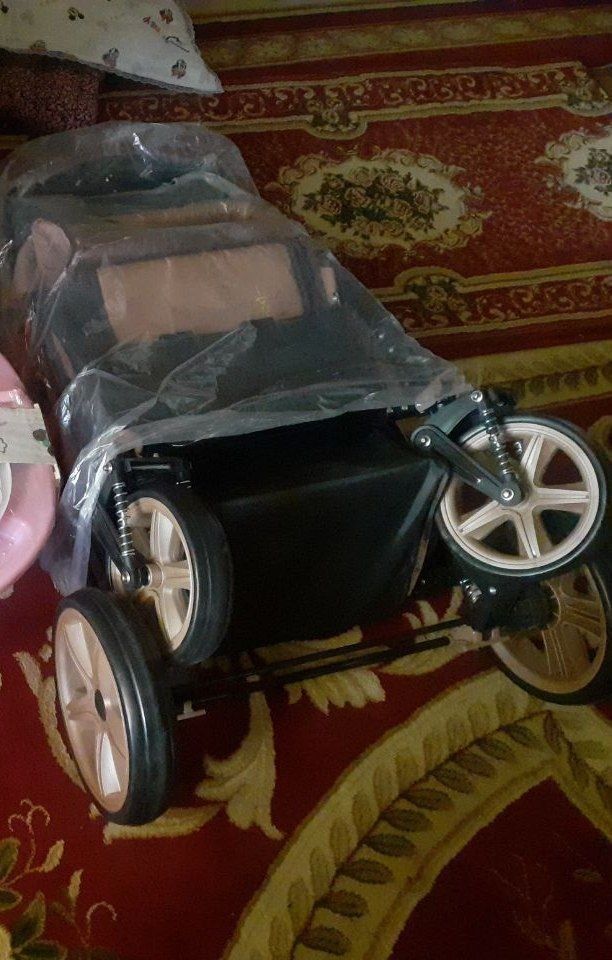 Детская коляска в идеальной состоянии