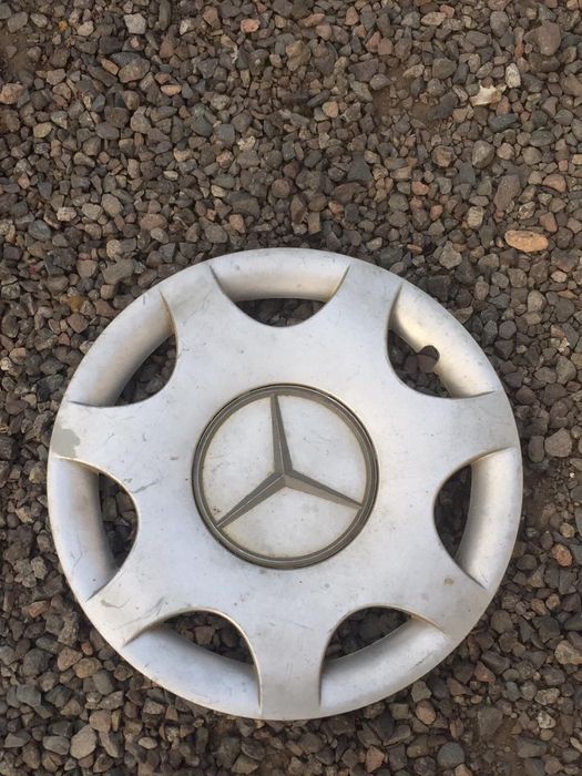 Мерседес колпак.