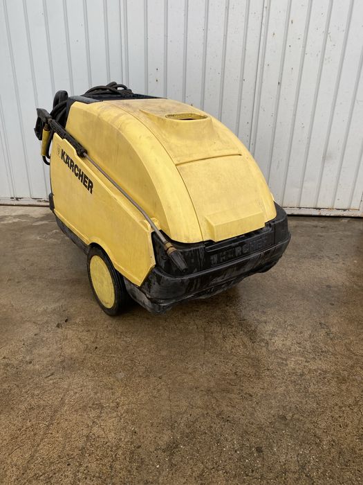 Aparat de spalat cu presiune Karcher HDS 995