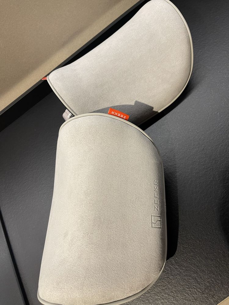 Zeekr Tesla perna ergonomica