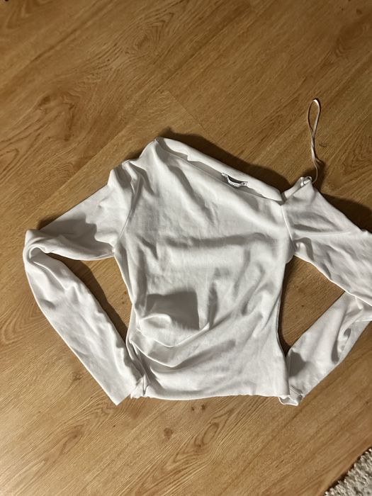 НОВА Бяла блуза “S” без едно рамо ZARA