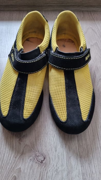 Miss Sixty сникърси маратонки жълто и черно размер 38