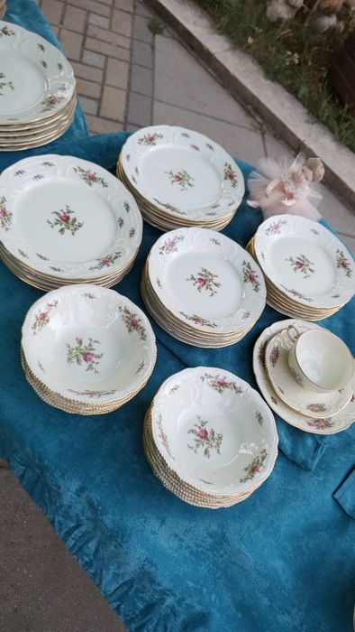 Сервиз за хранене