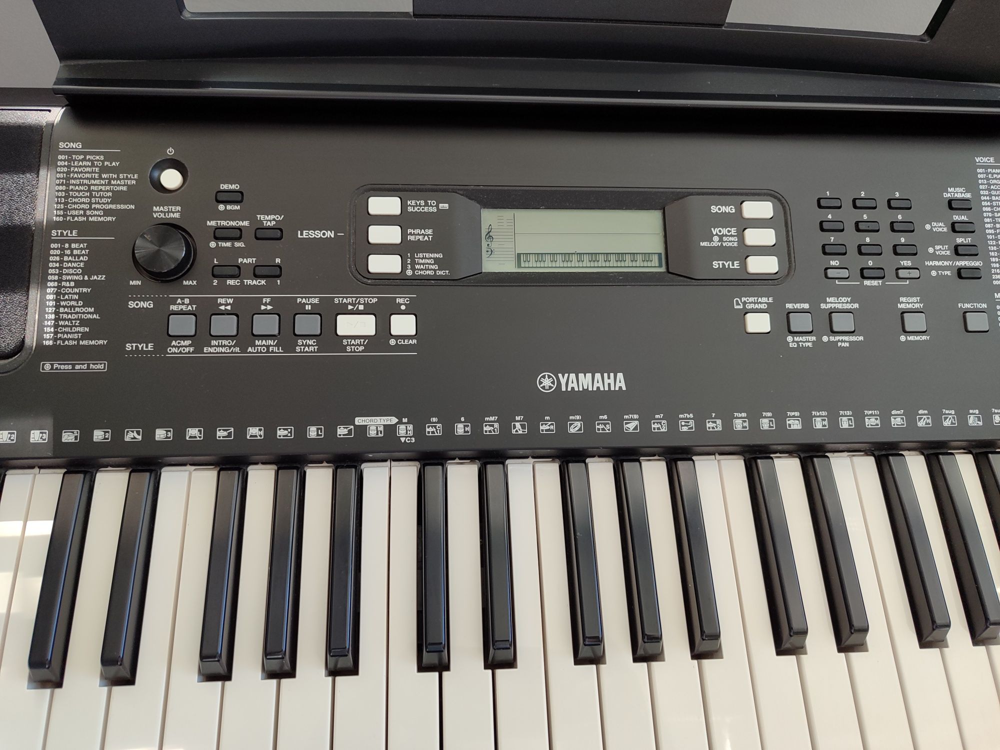 Синтезатор Yamaha