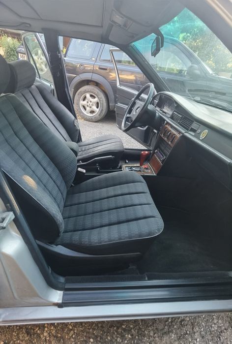 Mercedes e190 w201 automat/trapă