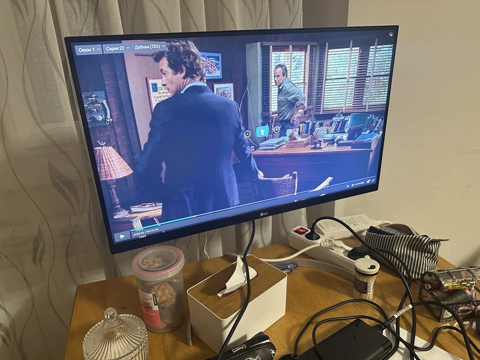 Монитор 27'' LG 27UL850_3840×2160 16:9 IPS 60ГЦ (2HDMI+DP) White