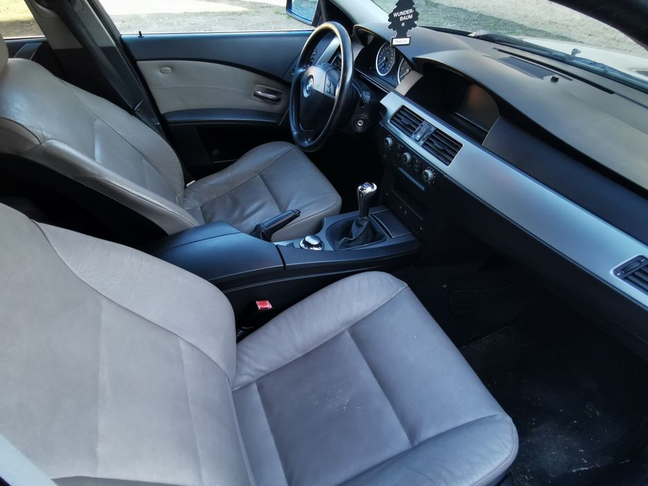 BMW E60 2004 M54 2.5i