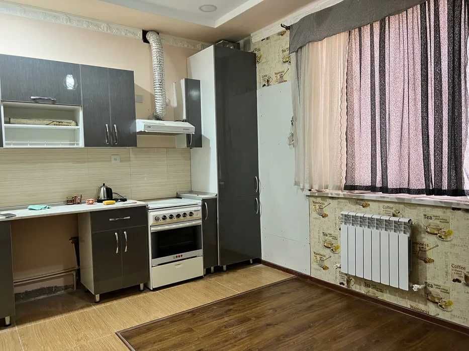 Срочно продается квартира 2/2/4 в Олмос махалле 60ка.м 60000$