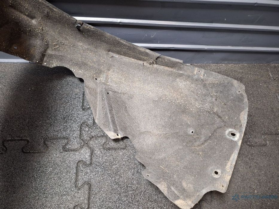 Carenaj roata dreapta fata AUDI A4 III Avant 8ED, B7 2004 - 2008 TDI BKE, BRB 8E0821172F