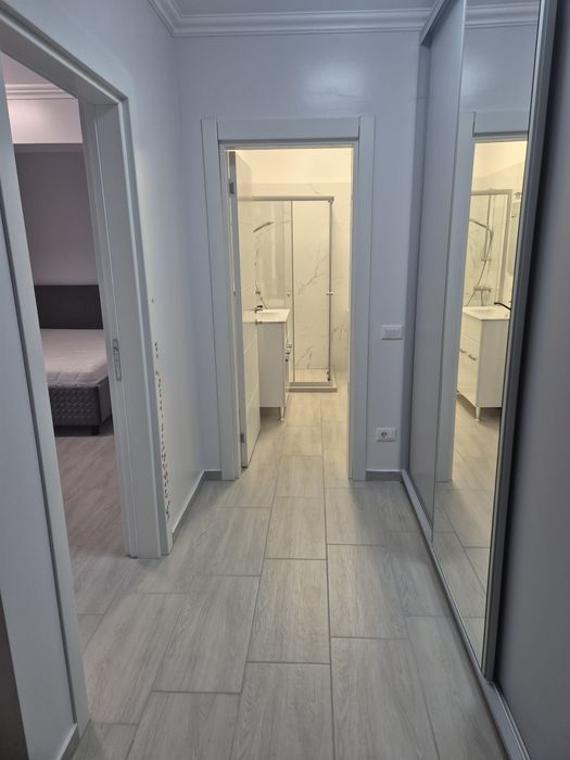 Inchiriez apartament 3 camere Bulevard