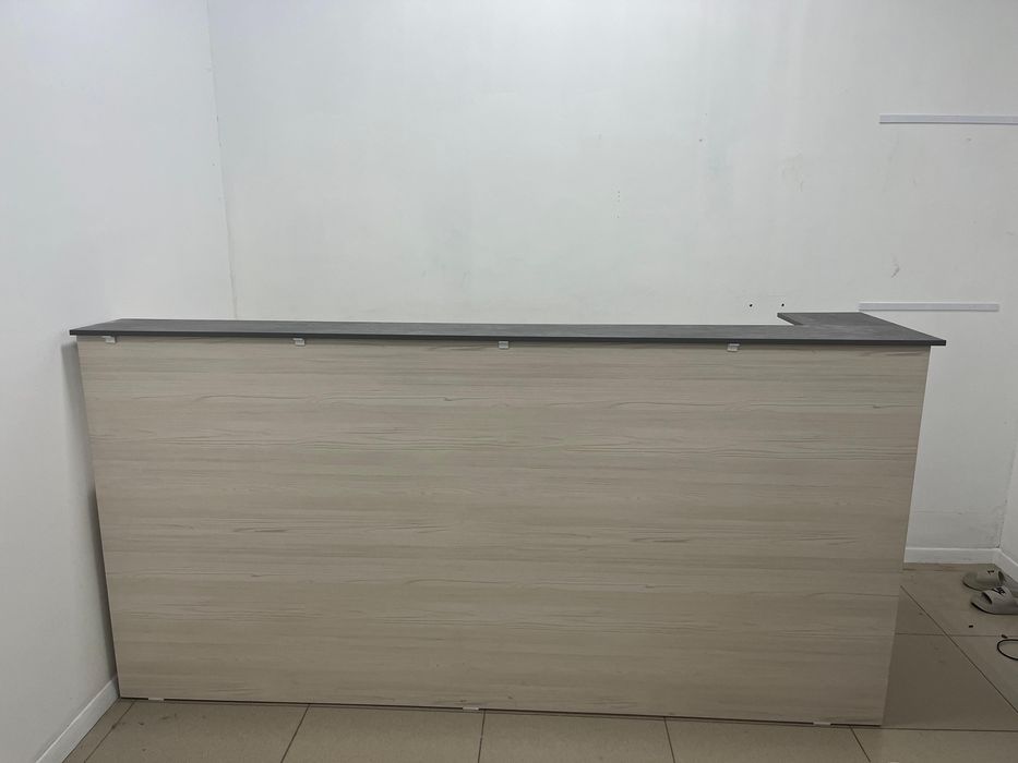 Продам Ресепшен 2.5 метра
