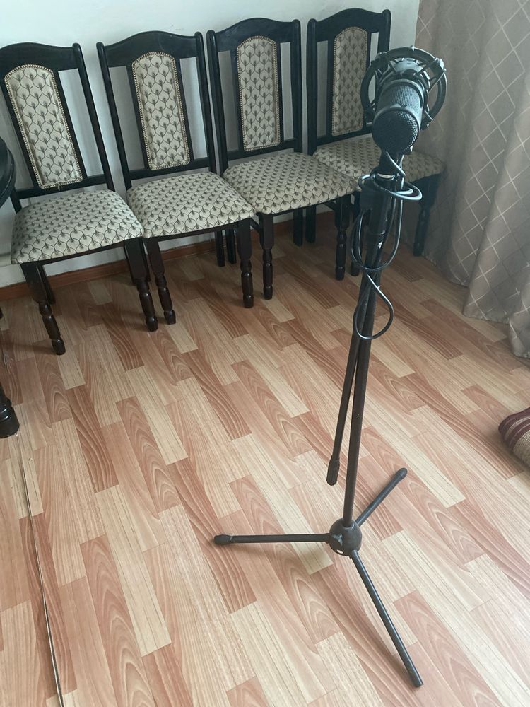 Продам микрофон
