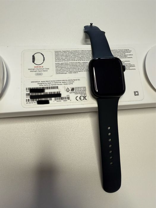 Apple Watch Seria 8 45mm Cellular - 999 lei
