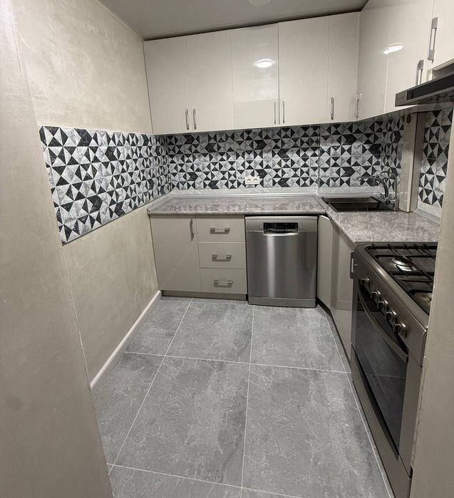 3/2/5 с хорошим ремонтом, кирпич, квартира 70м.кв