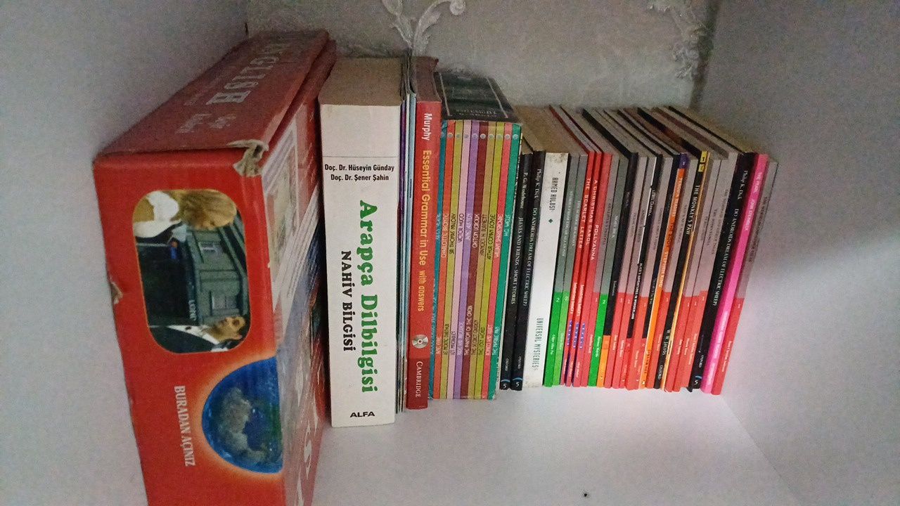 Ingiliz va Turk tili kitoblar