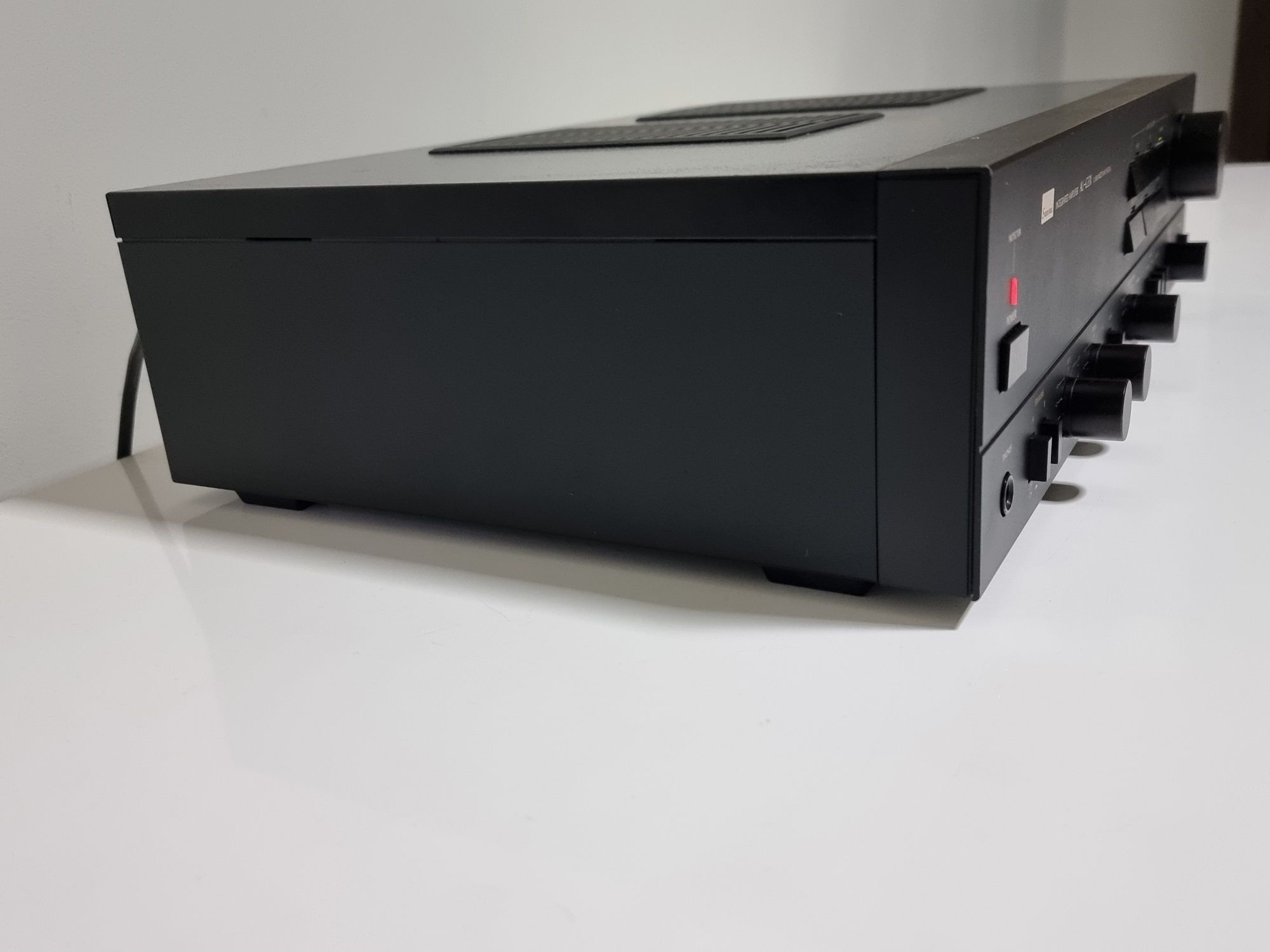 Sansui AU-G33X integrated amplifier