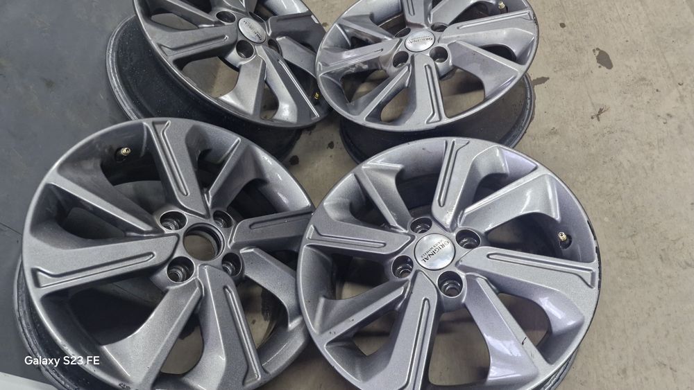 Диски 4×100 стояли на акцент