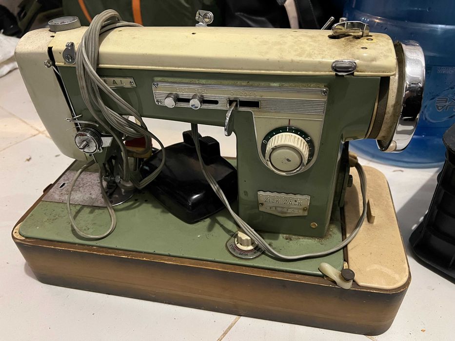 Швейная машина Ideal U28-30 Zick-Zack Spezial