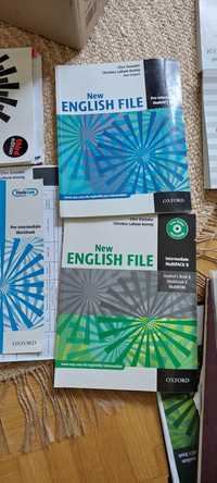 Учебници по Английски език New english file