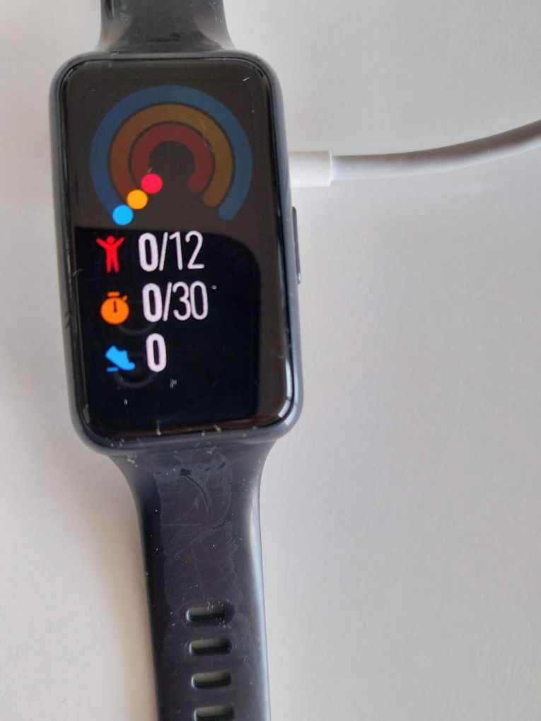 Huawei band 7 смарт часовник