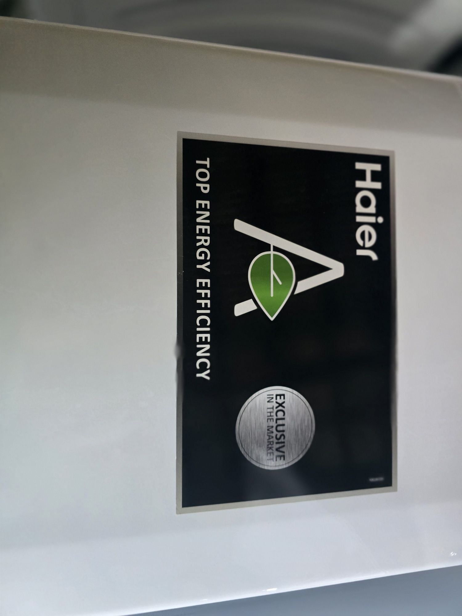 Нова инверторна пералня с пара,с горно зареждане Haier 7 кг