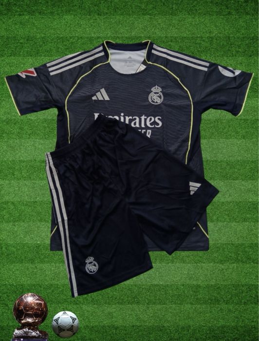 Lux kachestva futbol formalari