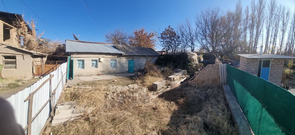 Продается дом 11 сотк центре Бустанлыского района/БустоликдаУйсотилади