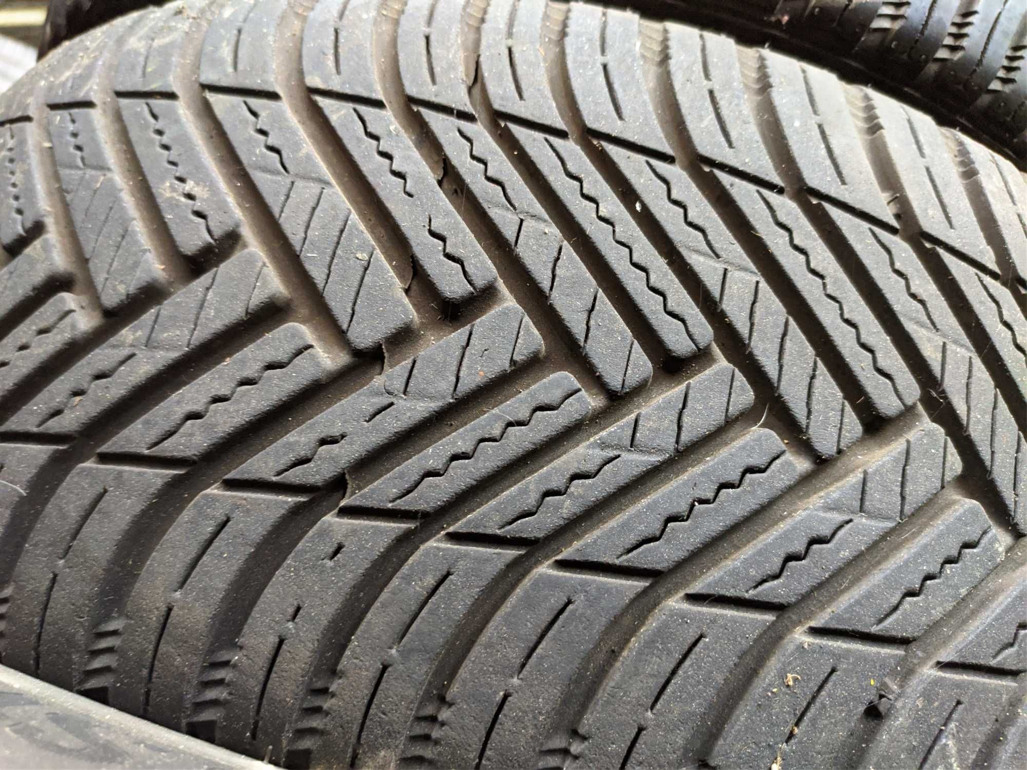 2бр Всесезонни гуми 195 45 16 - Hankook