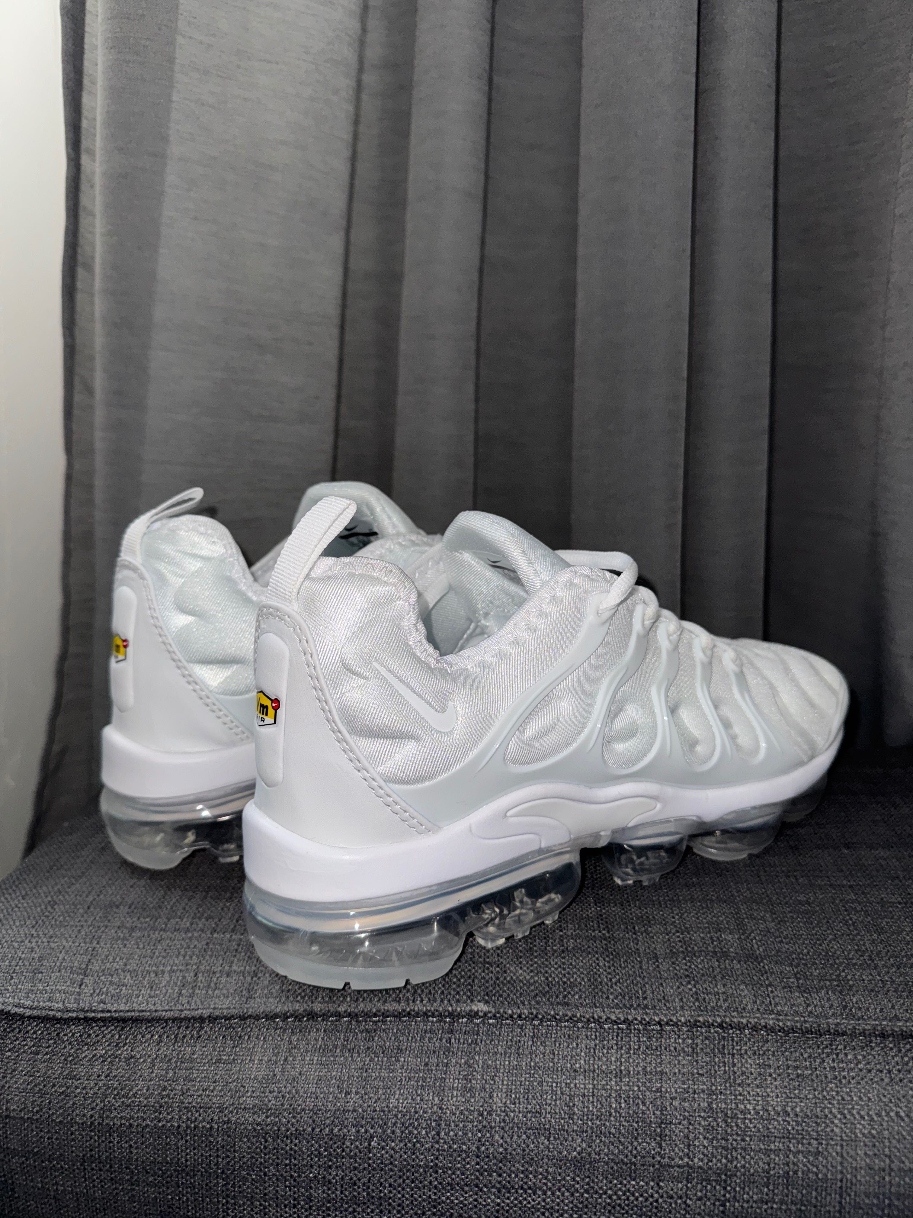 Nike Air VaporMax Plus - Нови