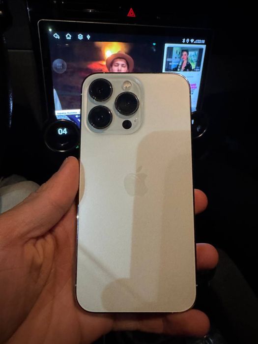 Iphone 13 pro srochna sotiladi