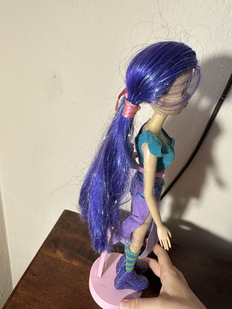 W.i.t.c.h witch Hay Lin