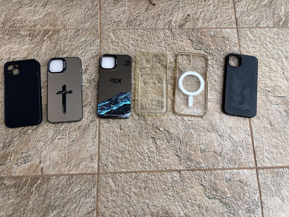 Калъфи за iphone 13