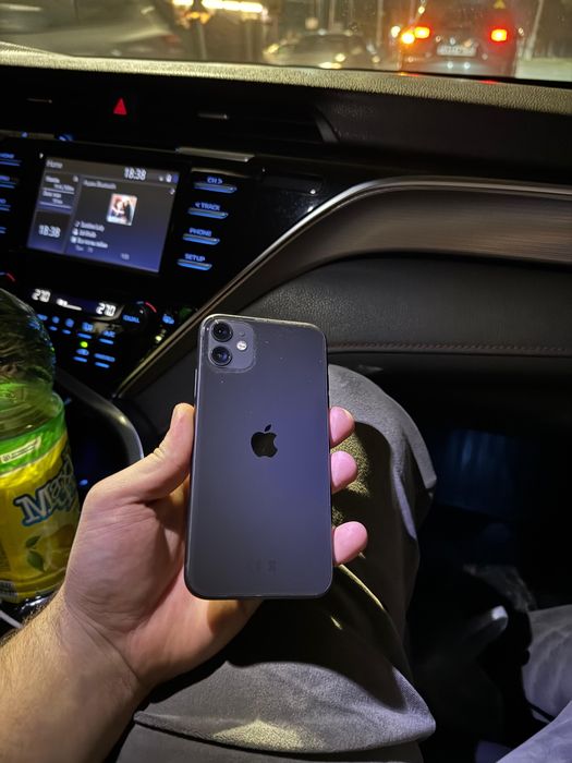 iphone 11  128GB
