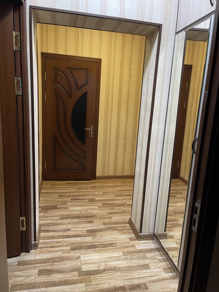 Продается своя 4х комнатная квартира в центре