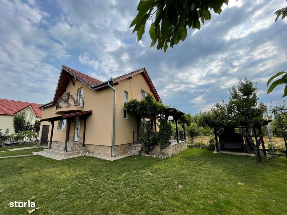 Casa noua P+M cu 500 mp teren Paulesti