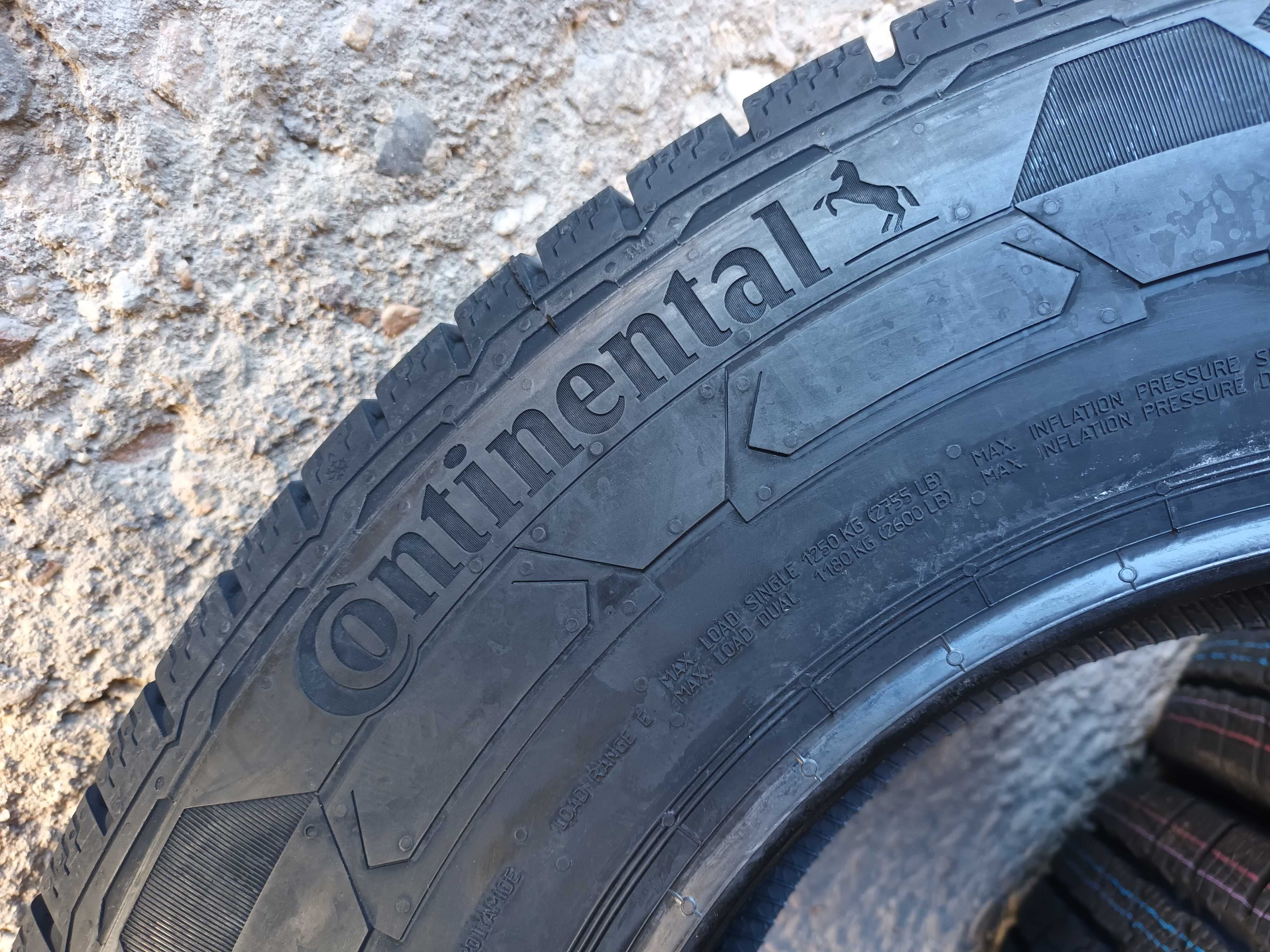 Нови бусови зимни гуми 215/75 R16C Continental VanWinter 116/114R 10PR