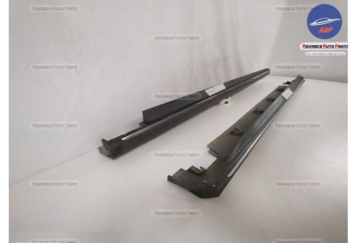 Ornament Prag Stanga Dreapta original Mercedes-Benz  M-Class  W166 [20