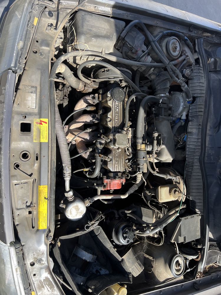 Opel Vectra A 2.0  НА ЧАСТИ