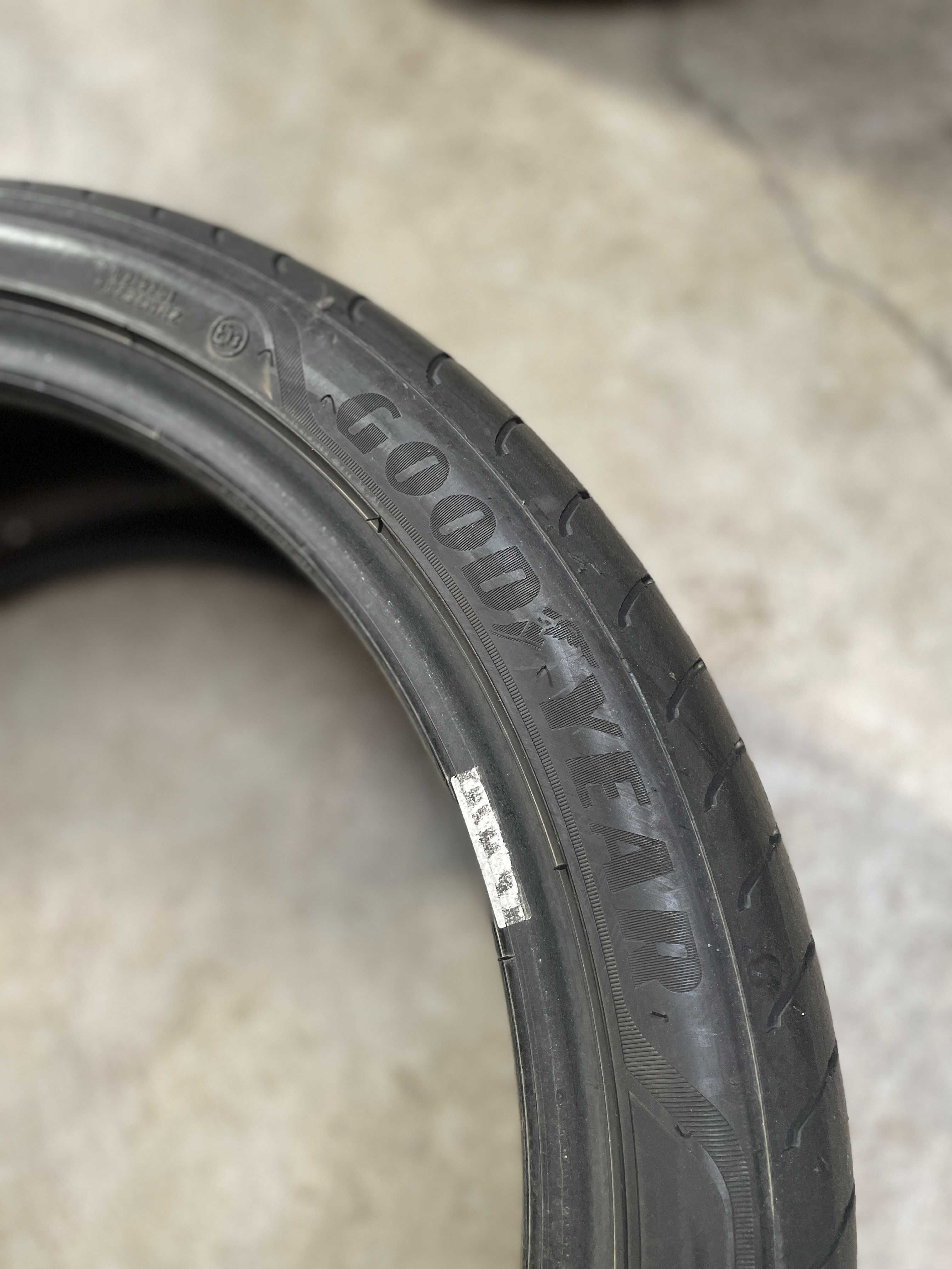 255 35 19 Goodyear Eagle F1 (4buc)